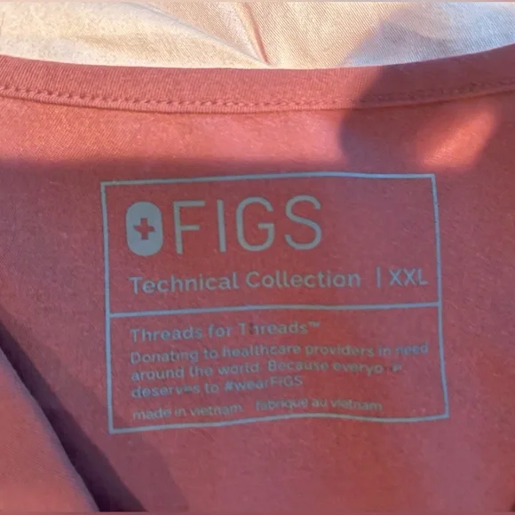 Figs Scrub Set Dark Cherry - Picture 2 of 3